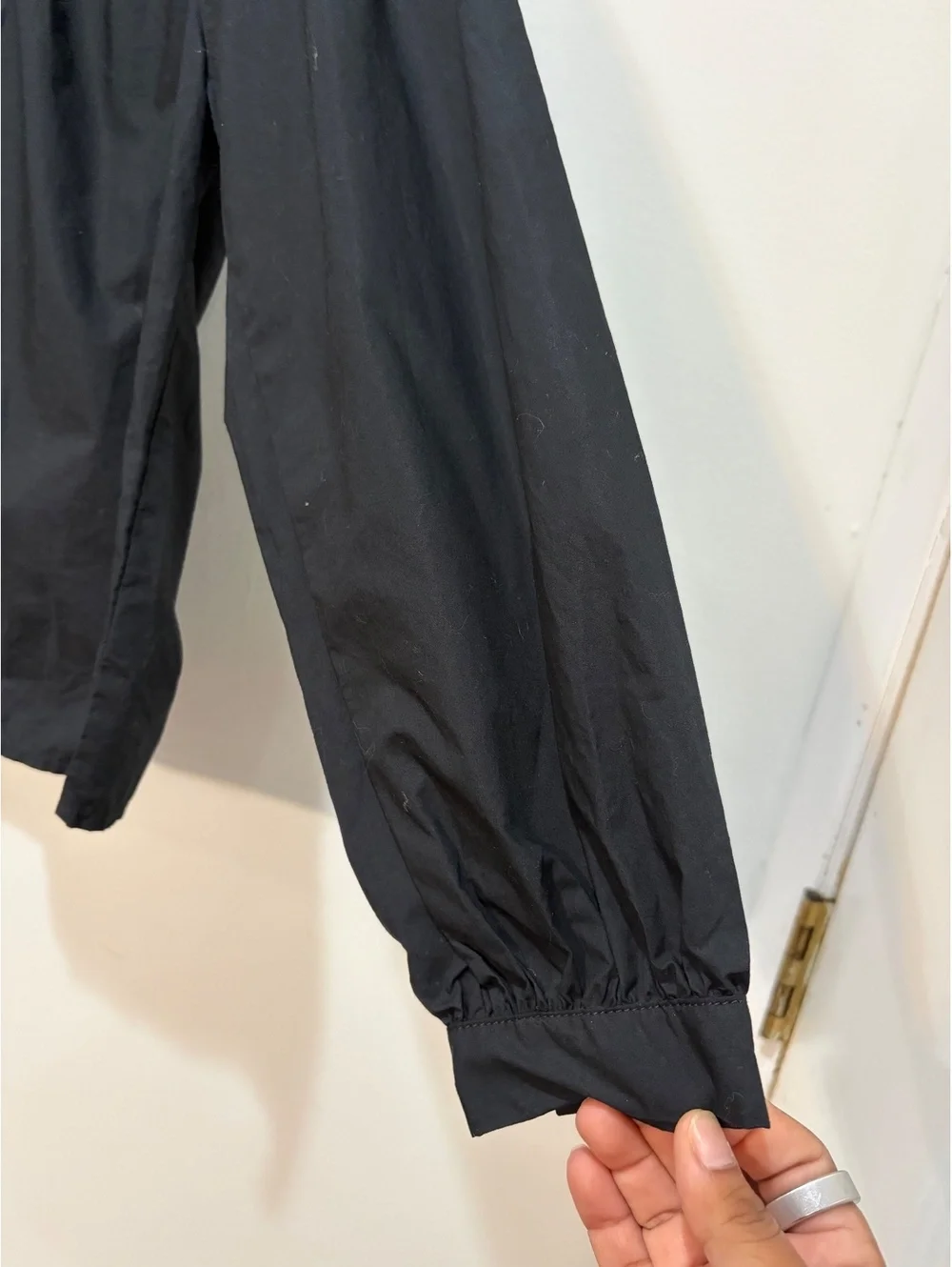 Shirred popover top in cotton poplin in black size XS